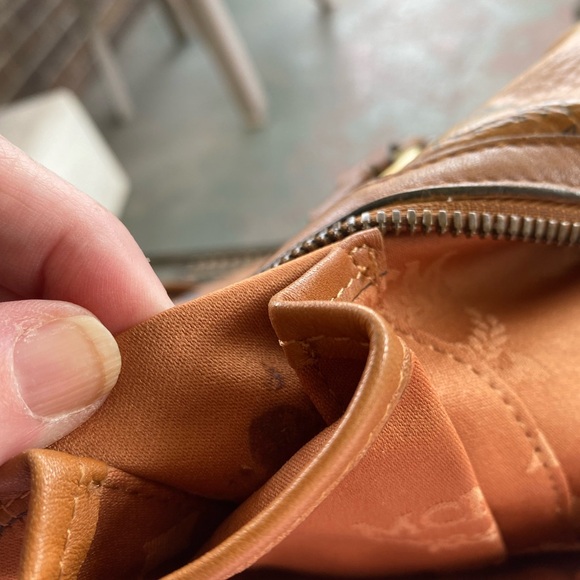 AUTHENTIC MCM - Picture 14 of 16
